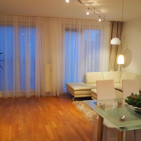 Modernes Studio-Apartment Nahe Zentrum Mit Garagenplatz Вена Экстерьер фото