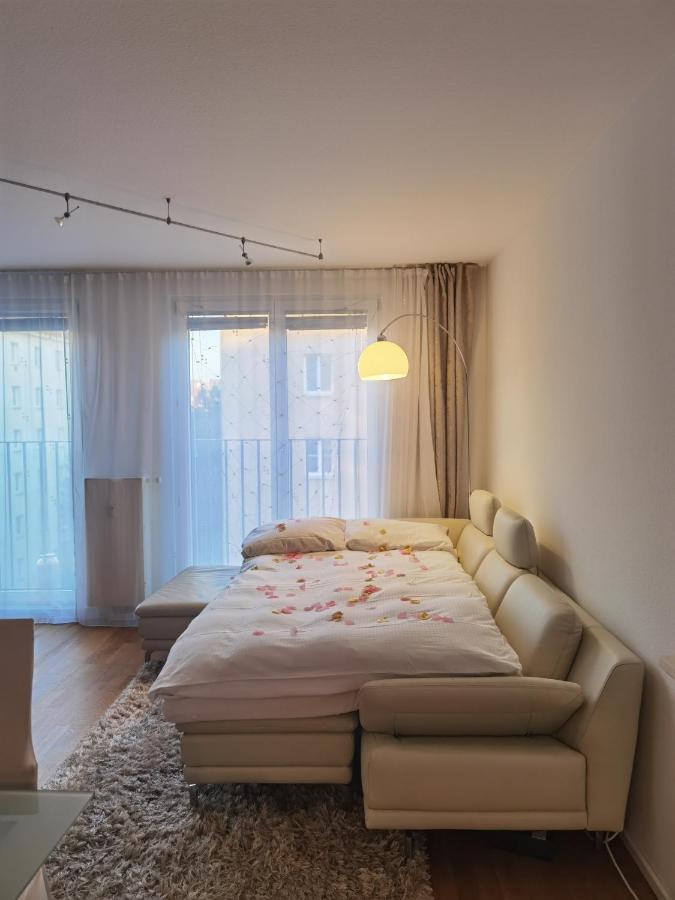 Modernes Studio-Apartment Nahe Zentrum Mit Garagenplatz Вена Экстерьер фото