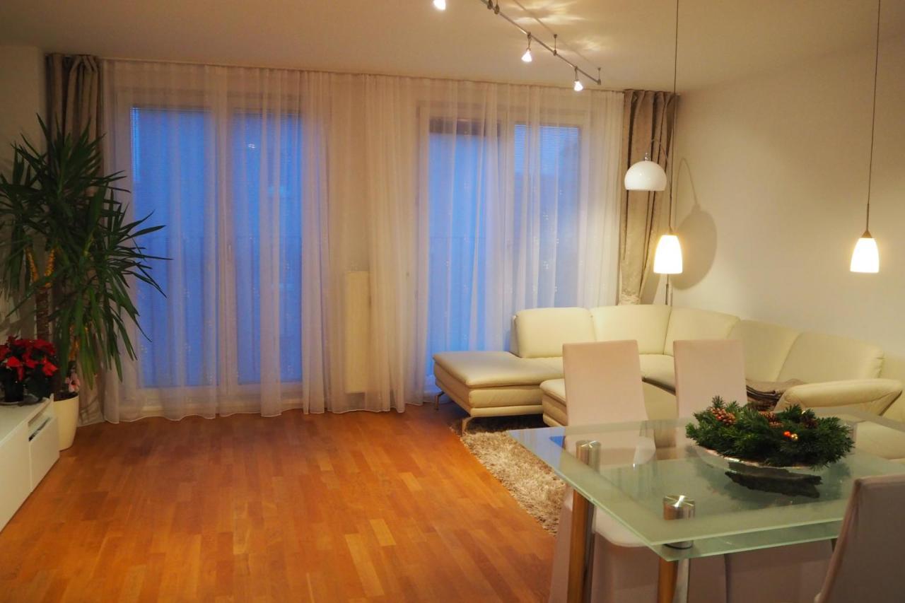 Modernes Studio-Apartment Nahe Zentrum Mit Garagenplatz Вена Экстерьер фото