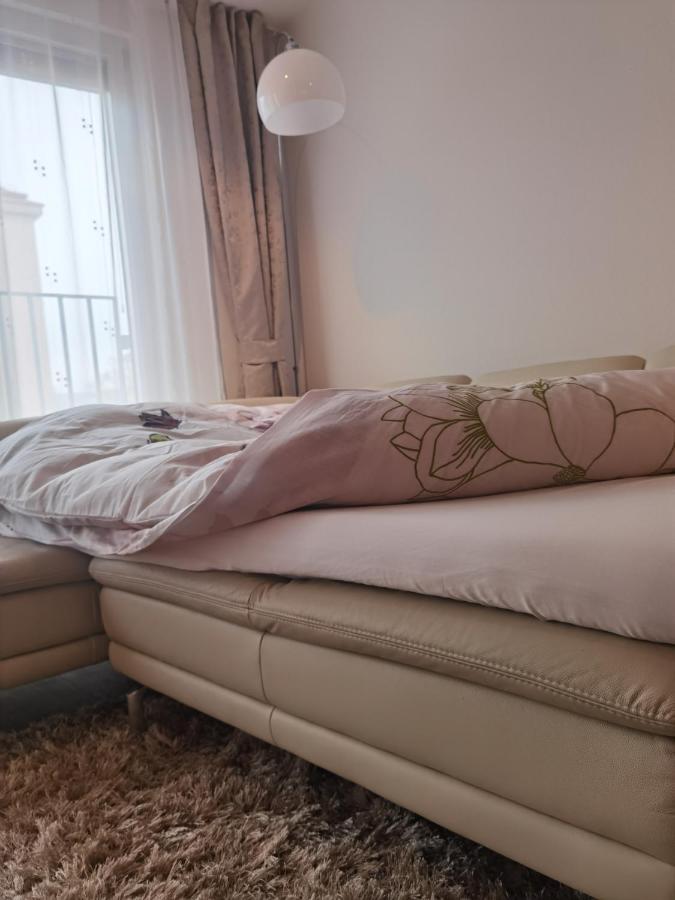 Modernes Studio-Apartment Nahe Zentrum Mit Garagenplatz Вена Экстерьер фото
